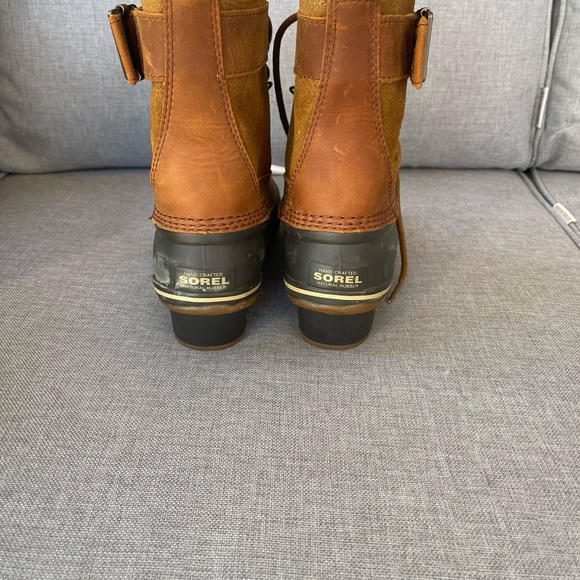 SOREL size 5.5 kids snow boots - Picture 3 of 6